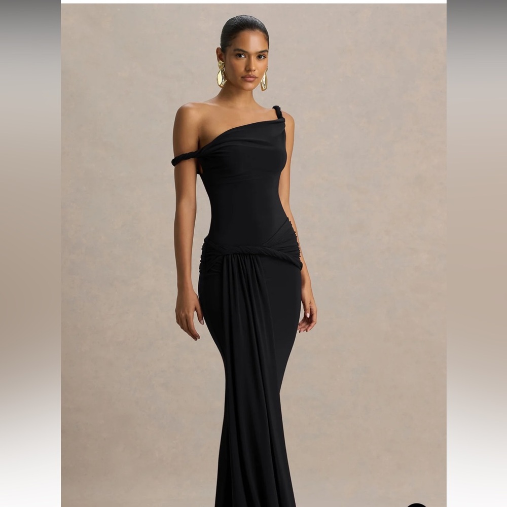 Club L Elegant One-Shoulder Black Evening Dress